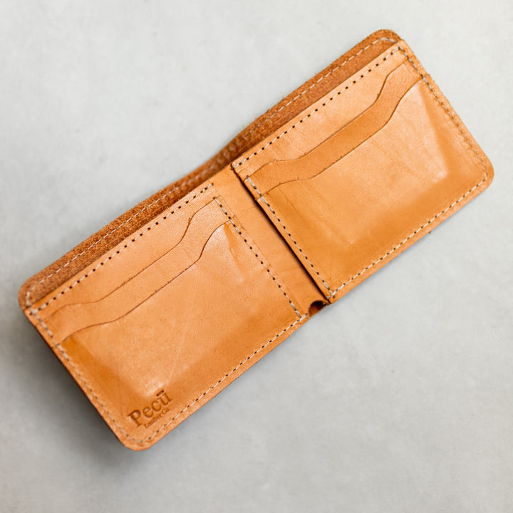 The Attoyac - Traditional Leather Bifold Wallet - Pecu Leather Co.