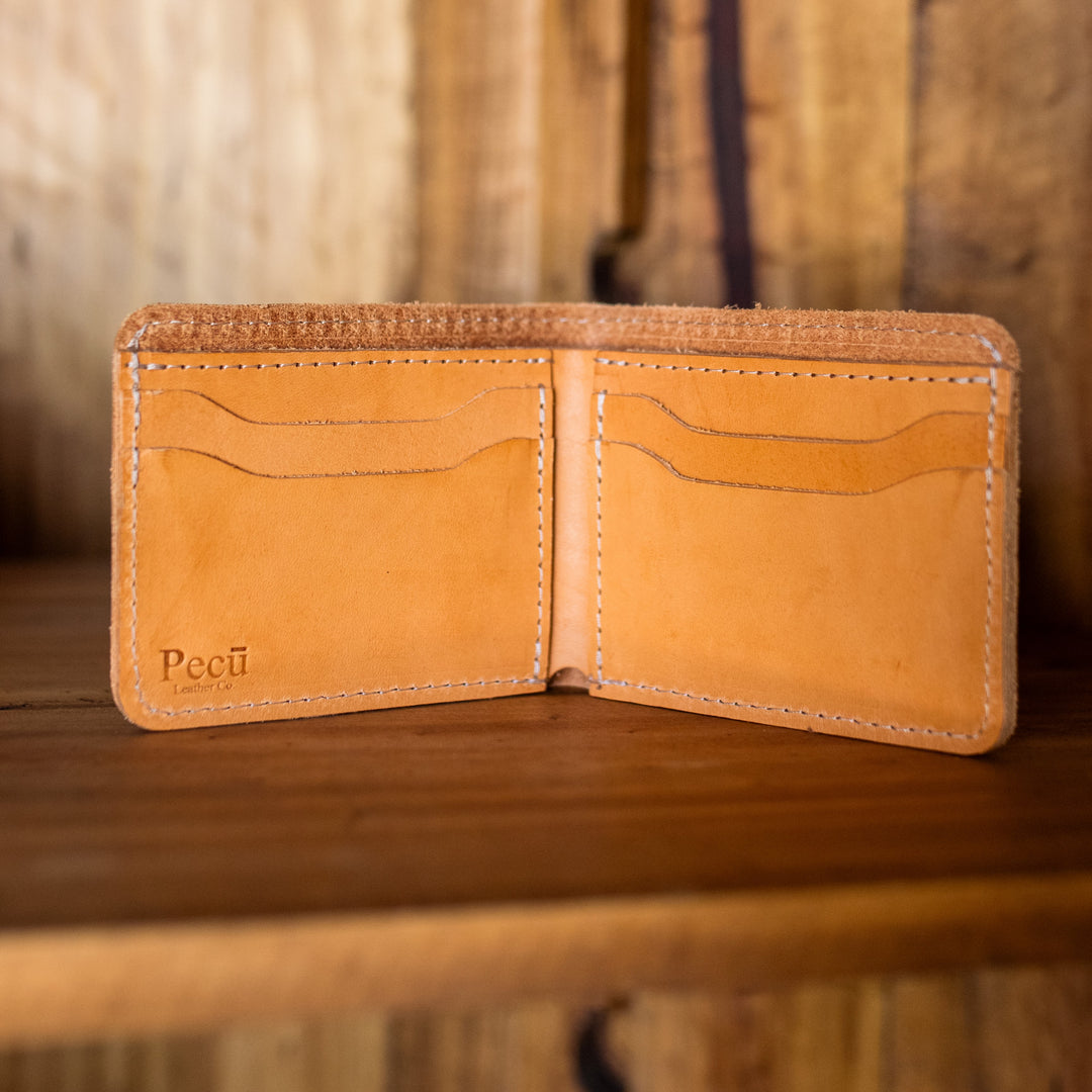 The Attoyac - Traditional Leather Bifold Wallet - Pecu Leather Co.