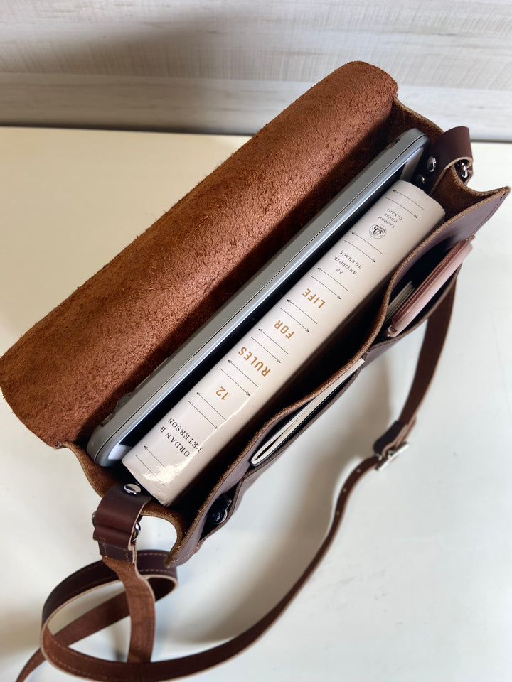 The Sullivan - Mini Messenger Bag - Pecu Leather Co.