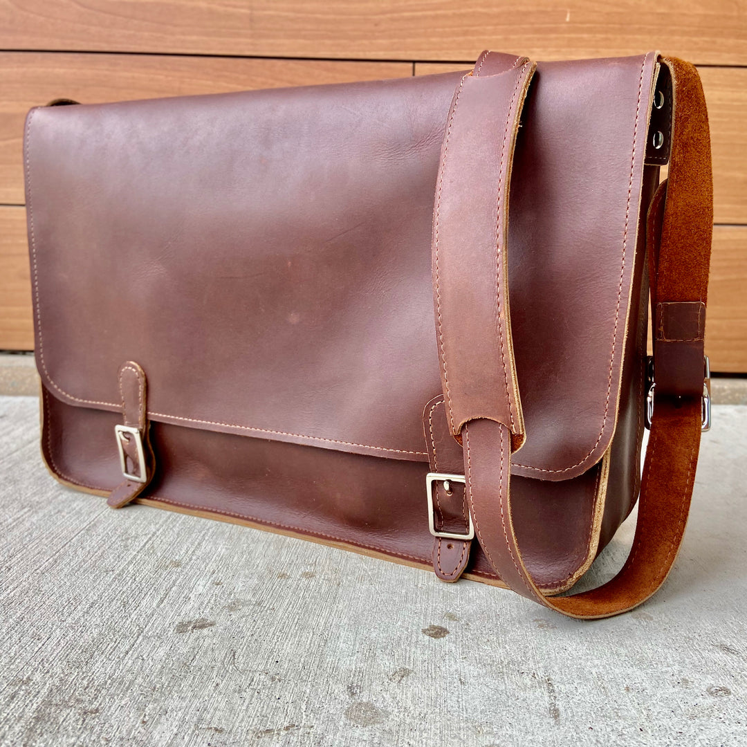 The Austin - Leather Messenger Bag - Pecu Leather Co.