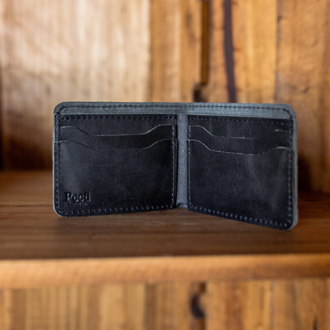 The Attoyac - Traditional Leather Bifold Wallet - Pecu Leather Co.