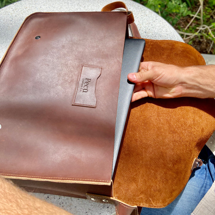 The Austin - Leather Messenger Bag - Pecu Leather Co.