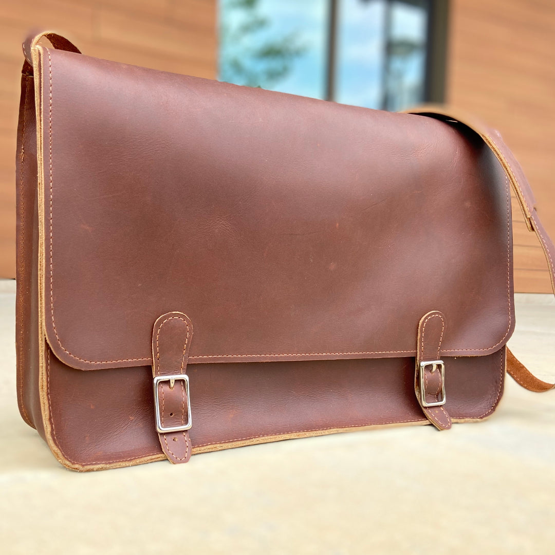 The Austin - Leather Messenger Bag - Pecu Leather Co.